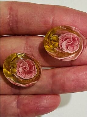 Vintage 1950s Lucite Rose Earrings Oval Cabochon Screw Back Floral
